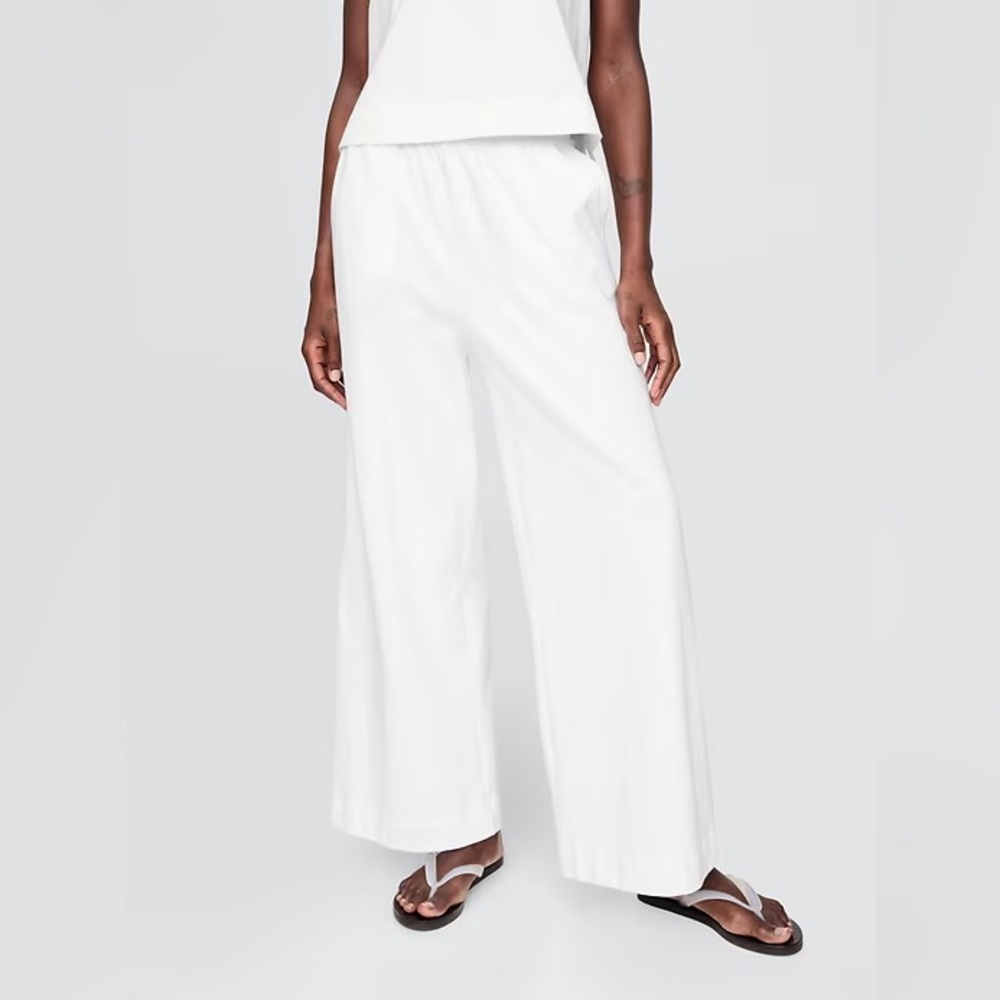 NEW WITH TAGS - GAP Heavyweight Wide-Leg Pants - Small
